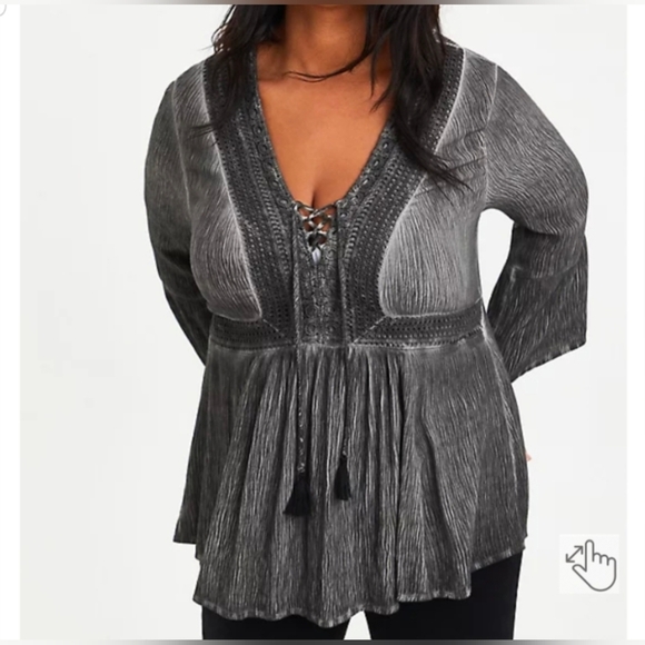 Torrid. Size 2. EUC. - Picture 1 of 6